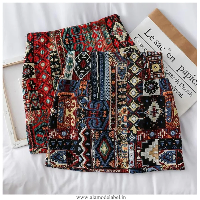 Pencil skirt in stretchy spandex for a figure - hugging fitVintage Tesla Embroidered Skirt