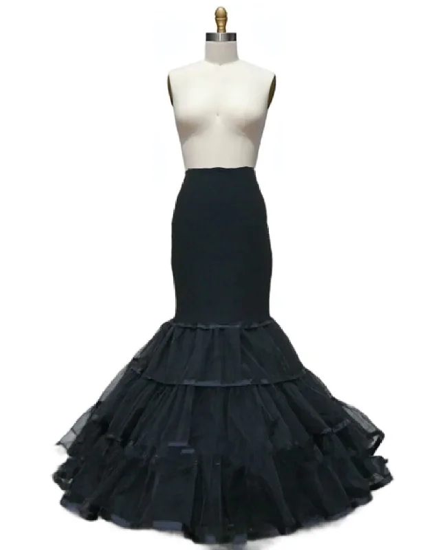Wrap skirt in soft silk for an elegant evening eventRosemary- the Mermaid Skirt Crinoline 2 Colors