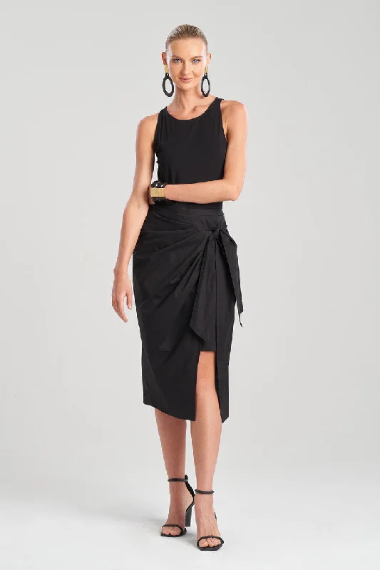 High - low hem chiffon skirt for a modern and elegant appearanceCotton Poplin Wrap Skirt