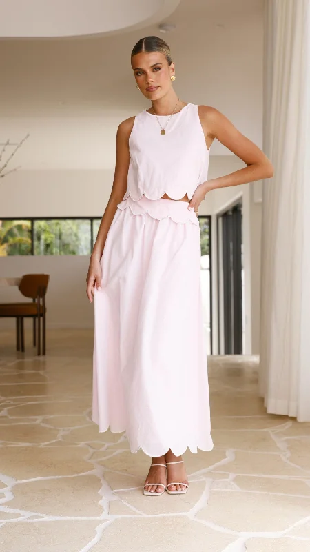 Velvet Women's Crop Top in Purple for a Luxurious and Rich - Hued Winter LookNakisia Top and Maxi Skirt Set - Light Pink