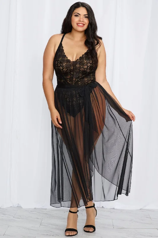 Elastic - waisted jersey skirt for ultimate comfort during pregnancyLace Teddy & Sheer Wrap Skirt