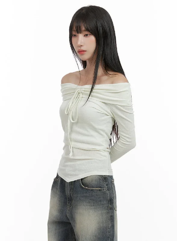 Floral Printed Women Long Sleeve Top for a Romantic LookRibbon Shirred Off Shoulder Top CS403