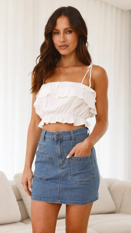 Sustainable Organic Cotton Women's Crop Top in Khaki for an Eco - Friendly ChoiceCadence Crop - White Sustainable Organic Cotton Women's Crop Top in Khaki for an Eco - Friendly ChoiceCadence Crop - White
