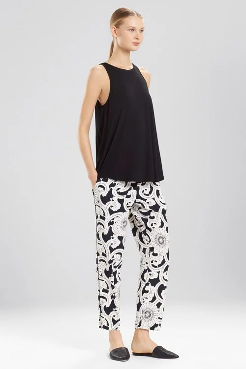Plus Size Women's Ruffled Hem Tank Tops with Floral PrintsFeathers Elements Tank