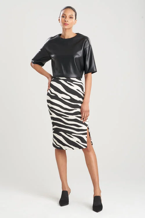 Nursing skirt with discreet access for breastfeeding mothersLeo Jacquard Pencil Skirt