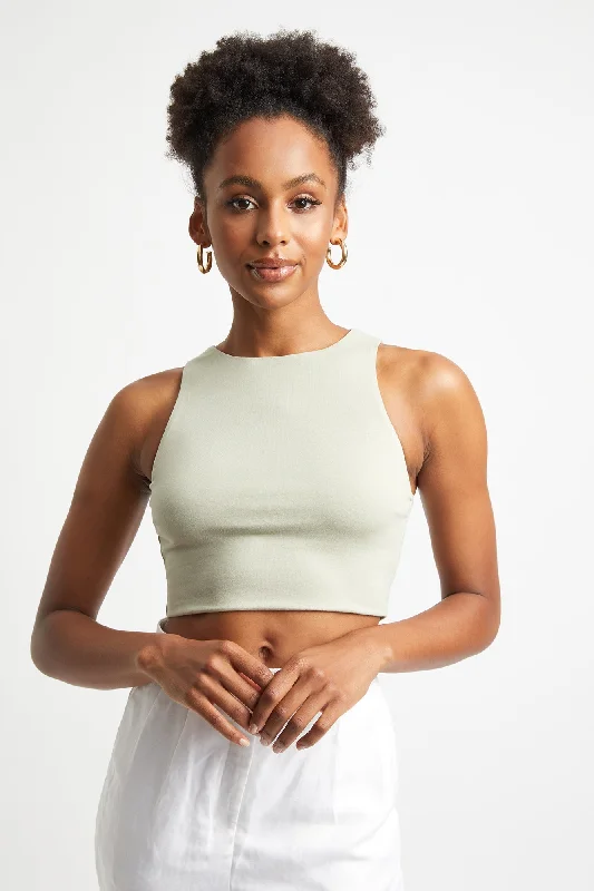 Sleeveless Women's Linen Crop Top in Natural for a Breathable and Casual Summer StyleAlpha Crop Sleeveless Women's Linen Crop Top in Natural for a Breathable and Casual Summer StyleAlpha Crop