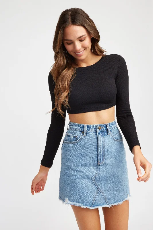Camouflage - Print Women's Crop Top in Olive for a Trendy and Edgy StyleSportif Long Sleeve Crop Top