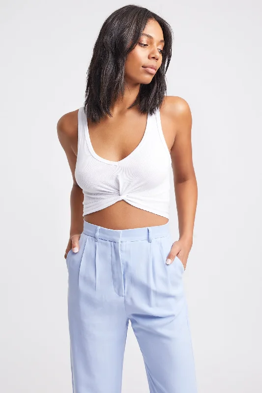 Sports - Style Women's Crop Top in Gray with Moisture - Wicking Fabric for WorkoutsGia Twist Tank