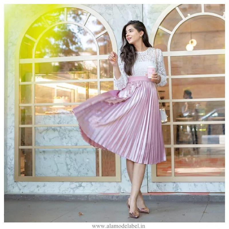 Ruffled tulle skirt for a fairy - tale - like prom lookPegmove Pleated Skirts