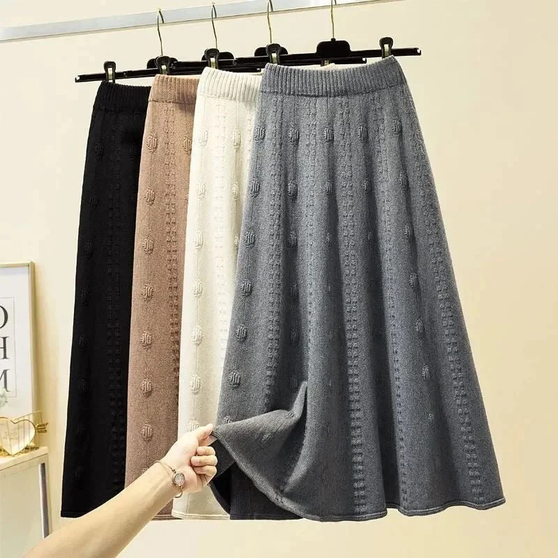 School uniform - style pleated skirt in specific colorsSemeah Statement Woolen Pleated Skirt