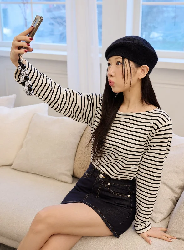 Mock Neck Women Long Sleeve Top for a Modern AestheticRound Neck Striped Long Sleeve Tee OD326 Mock Neck Women Long Sleeve Top for a Modern AestheticRound Neck Striped Long Sleeve Tee OD326