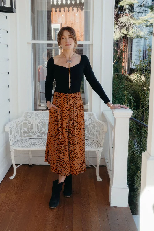 Skirts with decorative buttons Trices Skirt in Bam Bam Challis