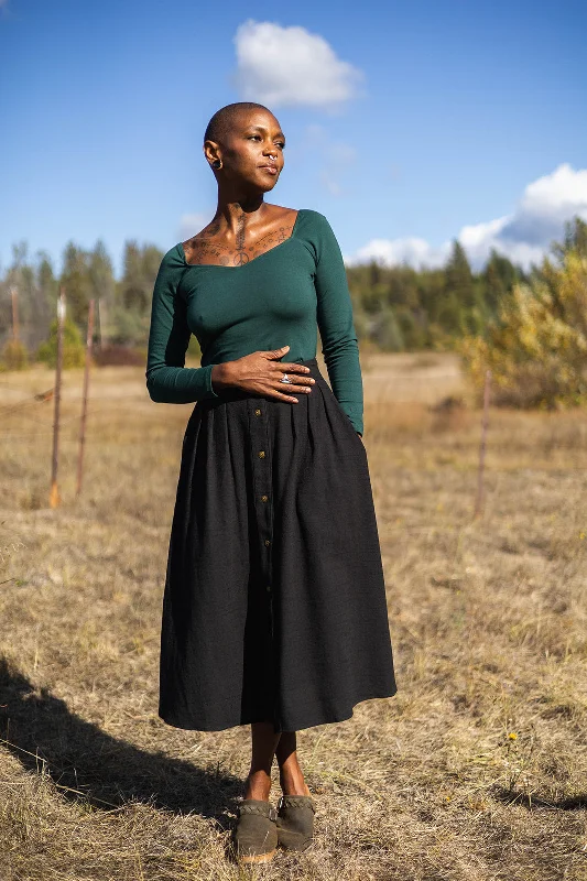 Short skirts for young girls Trices Skirt in Black Linen