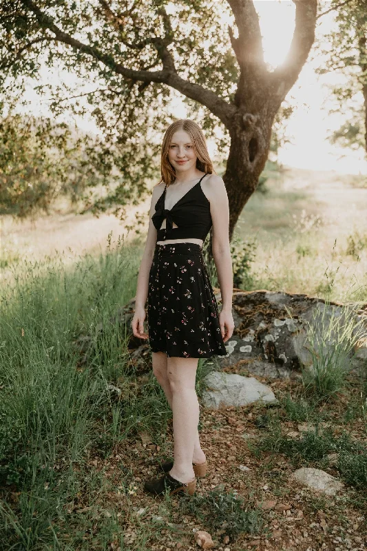 Skirts with a pleated front Rah Rah Skirt in Dark Floral