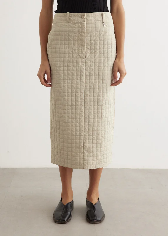 A - line skirts for a slimming effect Grid Wrinkle H-Line Skirt