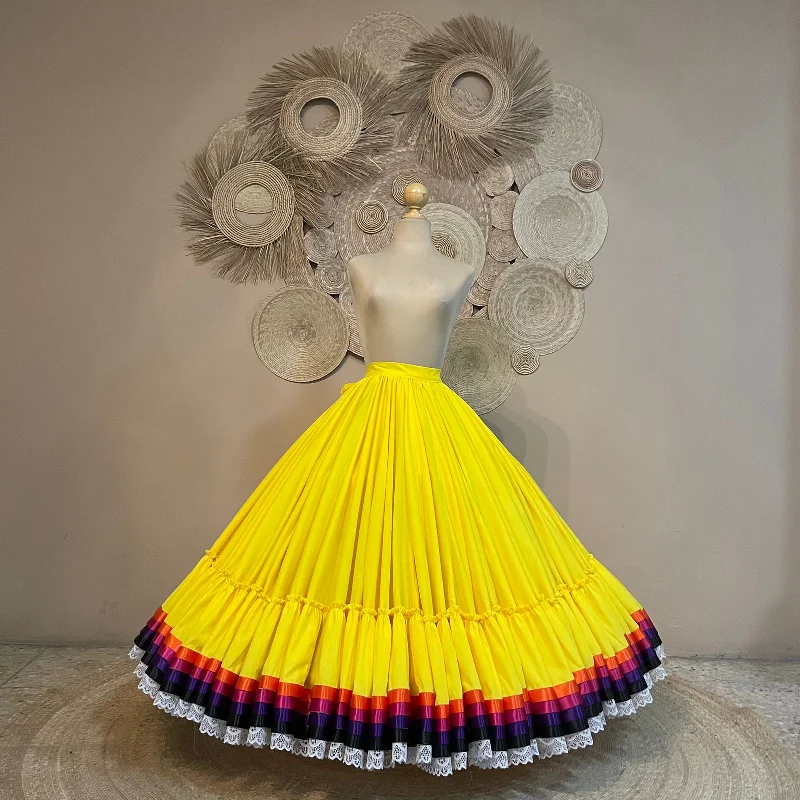 Skirts with a smocked waist Hoja de Maiz Folklorico Dance Practice Skirt, Doble Vuelo, Canario