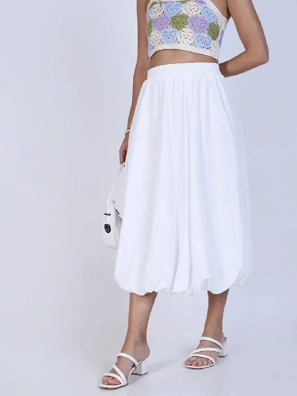 Skirts with a pom - pom trim Women White Solid Balloon Skirt