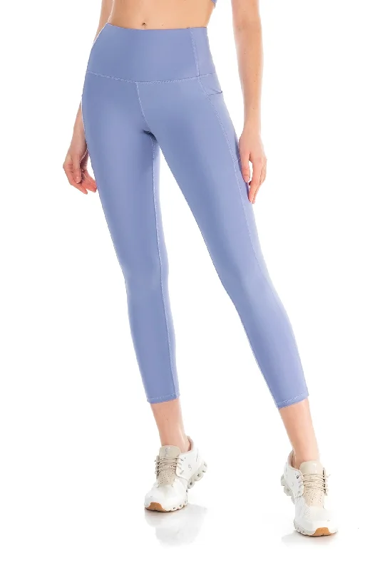 Women's Denim - Look Tight Trousers in Light Blue for a Casual and Versatile OptionBe Well Run Leggings 25” Inseam Women's Denim - Look Tight Trousers in Light Blue for a Casual and Versatile OptionBe Well Run Leggings 25” Inseam