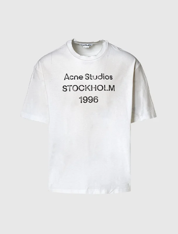 Graphic Print Women T Shirt for a Trendy StatementOVERSIZED T-SHIRT