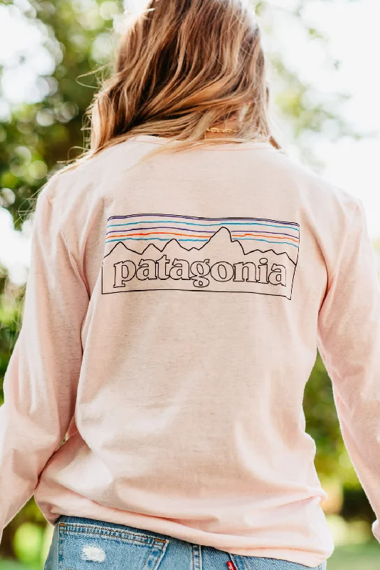 Patagonia Women’s Long Sleeve P-6 Responsibili-Tee T-Shirt in Pink | 37603-POLW