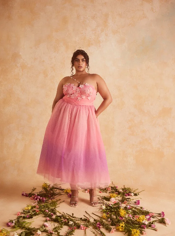 Strapless Women Dress with a Built - in Bra for Comfort and SupportSamantha 3D Flower Embroidered Pink Ombre Dress Strapless Women Dress with a Built - in Bra for Comfort and SupportSamantha 3D Flower Embroidered Pink Ombre Dress