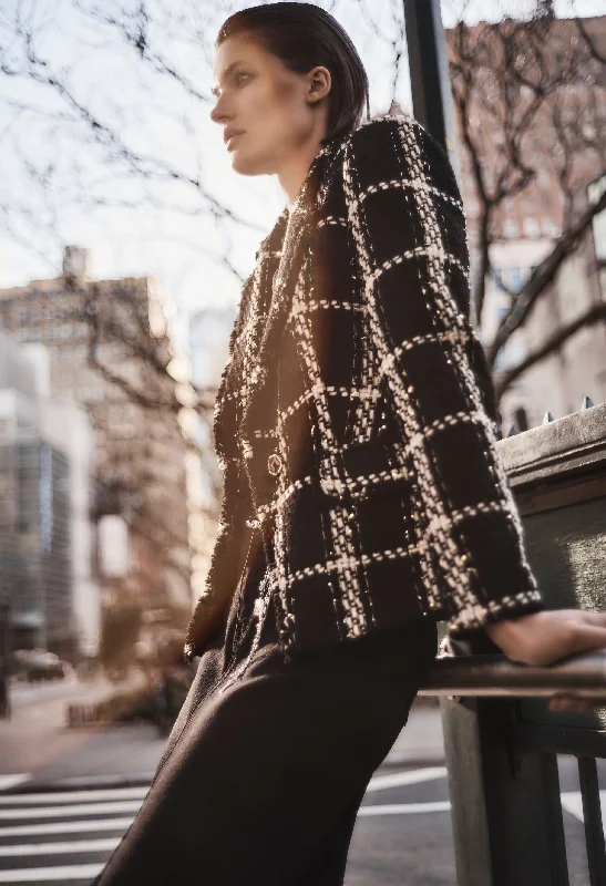 Oversized Women's Checkered Blazers in Black and White for a Trendy StyleBohemian Business Blazer Oversized Women's Checkered Blazers in Black and White for a Trendy StyleBohemian Business Blazer