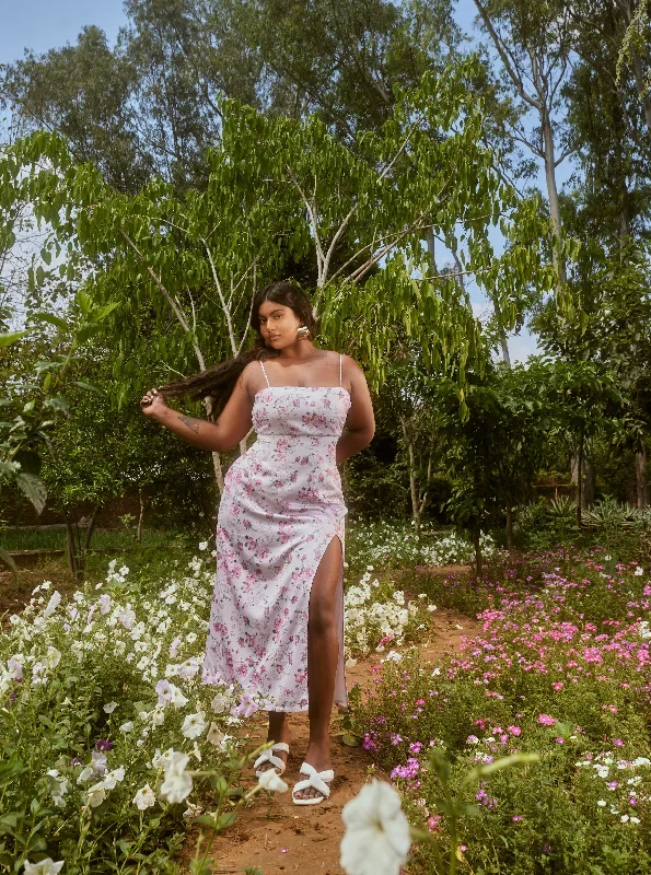 Strapless Women Dress with a Built - in Bra for Comfort and SupportCressida Vintage Rose Print Adjustable Midi Dress Strapless Women Dress with a Built - in Bra for Comfort and SupportCressida Vintage Rose Print Adjustable Midi Dress