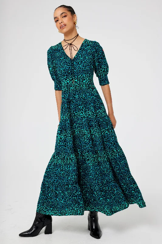 Mermaid - Style Women Dress with a Fitted Silhouette for Special OccasionsGreen with Black Wild Leopard Maxi Dress Mermaid - Style Women Dress with a Fitted Silhouette for Special OccasionsGreen with Black Wild Leopard Maxi Dress