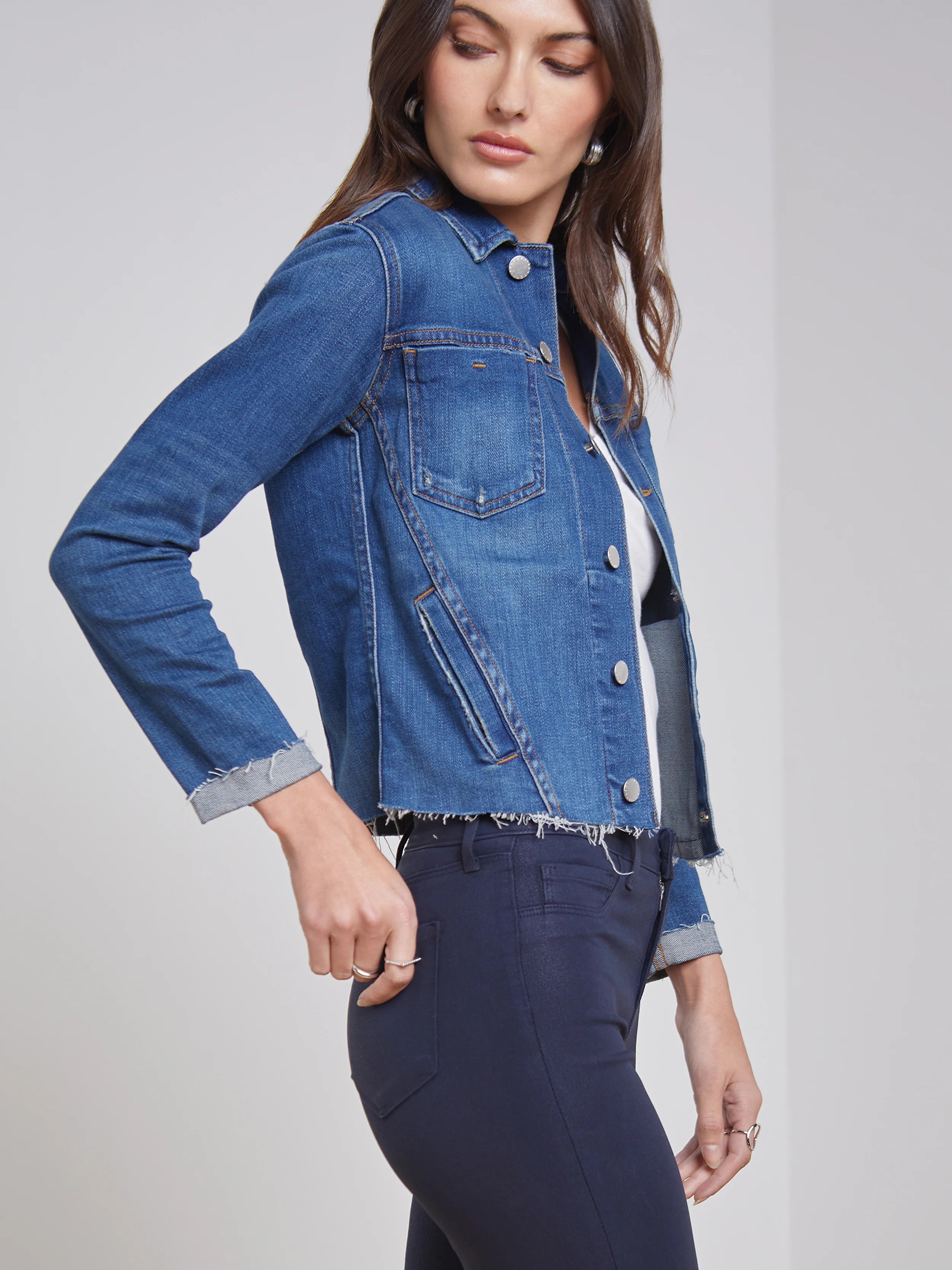 Oversized Women's Checkered Blazers in Black and White for a Trendy StyleJanelle Slim Raw Jacket Authentique Oversized Women's Checkered Blazers in Black and White for a Trendy StyleJanelle Slim Raw Jacket Authentique