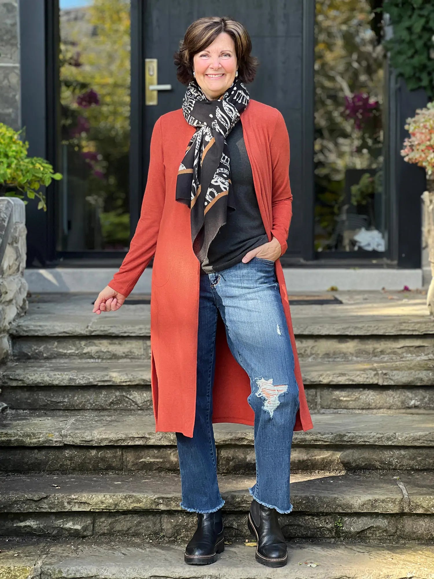 Oversized Women's Printed Blazers in Animal Patterns for a Statement PieceLarissa duster cardigan with pockets Oversized Women's Printed Blazers in Animal Patterns for a Statement PieceLarissa duster cardigan with pockets