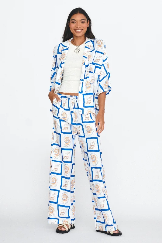 Maxi Women Dress with Floral Print for a Bohemian VibeLOST IN LUNAR Zeni Pants Shell Print Maxi Women Dress with Floral Print for a Bohemian VibeLOST IN LUNAR Zeni Pants Shell Print