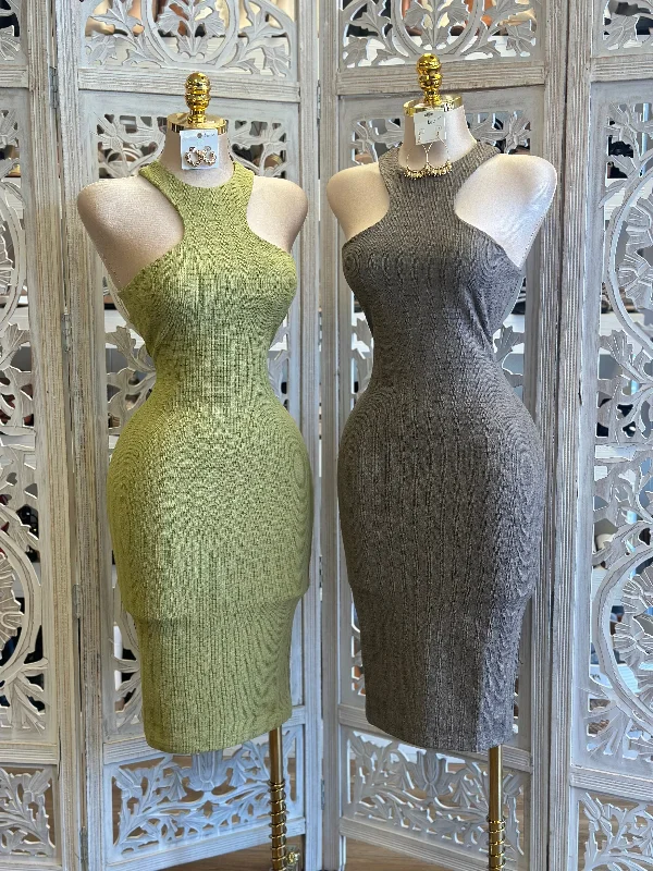 Pleated Women Dress with a Timeless and Elegant TextureRibbed Patterned Bodycon Dress- Estira Poco , Slightly Stretchy Pleated Women Dress with a Timeless and Elegant TextureRibbed Patterned Bodycon Dress- Estira Poco , Slightly Stretchy