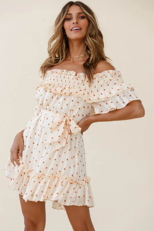 Plus Size Women Dress with a Flattering A - Line Cut for Comfort and StyleRita Shirred Off-Shoulder Dress Polka Dot Print Beige Plus Size Women Dress with a Flattering A - Line Cut for Comfort and StyleRita Shirred Off-Shoulder Dress Polka Dot Print Beige