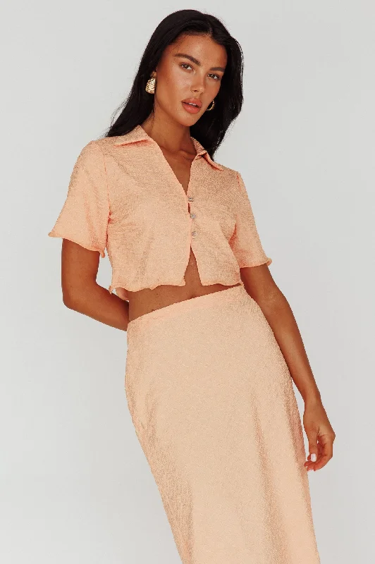 Ball Gown Women Dress with a Full Skirt for a Princess - like LookRoman Button-Up Crop Top Textured Melon Ball Gown Women Dress with a Full Skirt for a Princess - like LookRoman Button-Up Crop Top Textured Melon
