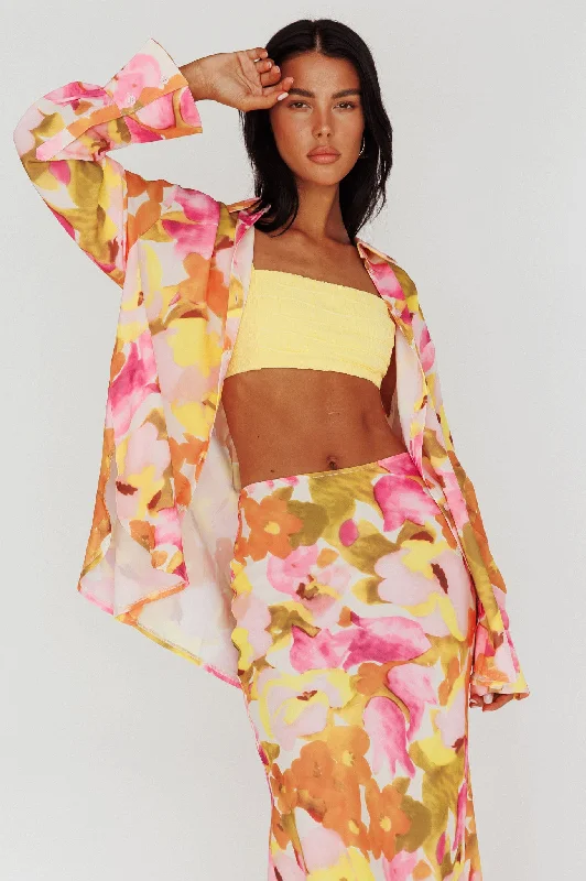 Halter Neck Women Dress to Show Off the Shoulders and NecklineVacation Long Sleeve Flared Cuff Shirt Pink/Yellow Halter Neck Women Dress to Show Off the Shoulders and NecklineVacation Long Sleeve Flared Cuff Shirt Pink/Yellow