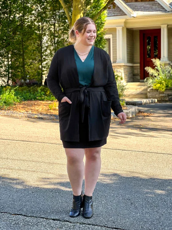 Single - Breasted Women's Tweed Blazers with Gold Buttons for a Classic LookVula belted cardigan with pockets - FINAL SALE Single - Breasted Women's Tweed Blazers with Gold Buttons for a Classic LookVula belted cardigan with pockets - FINAL SALE
