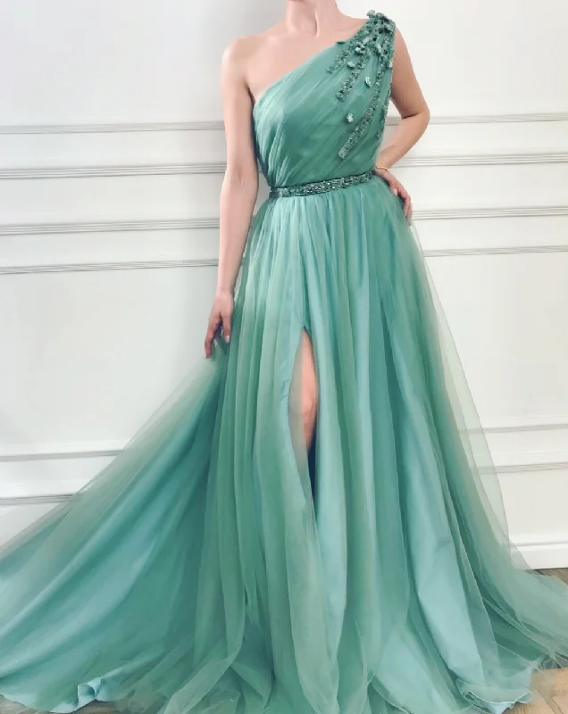 Sleeveless Women Dress in Bright Colors for Summer PartiesEmerald Princess  Gown