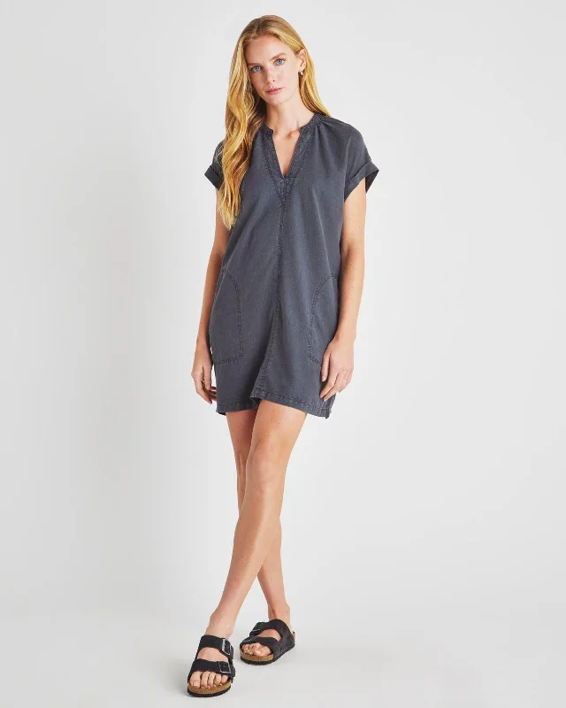 Mini Women Dress with a Short Hem for a Young and Trendy StyleLauren Dress