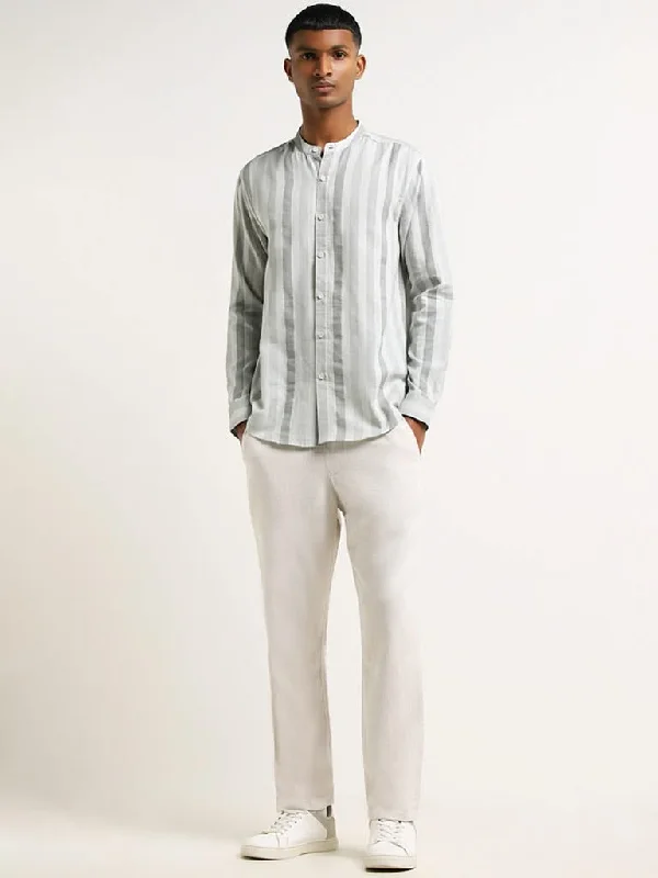 Patterned Geometric Women Shorts for a Modern AppealETA White Mid Rise Cotton Relaxed Fit Trousers