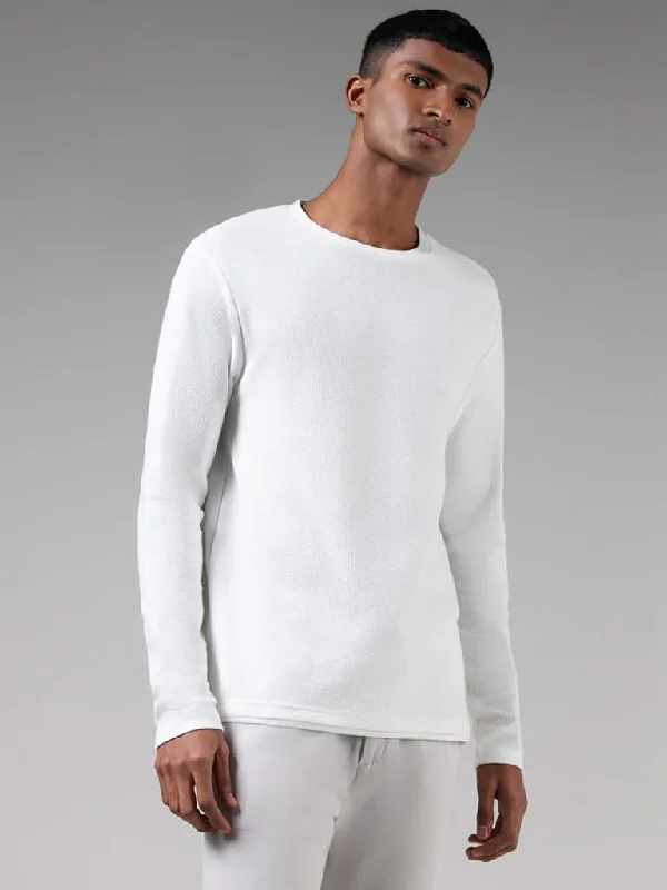 Linen Women Shorts for Breathable Comfort in Hot WeatherETA White Waffle Knitted Slim Fit T-Shirt