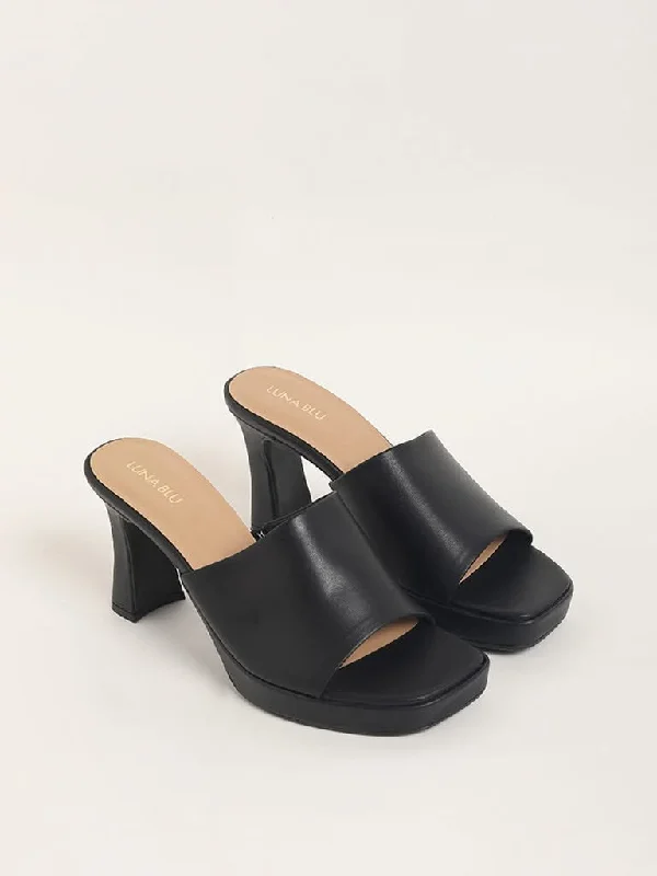 Cuffed Women Shorts for a Laid - Back and Trendy LookLUNA BLU Black Mule Sandals