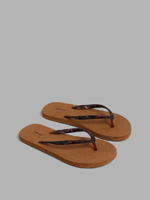 LUNA BLU Brown Footbed Printed Thong Flip Flop