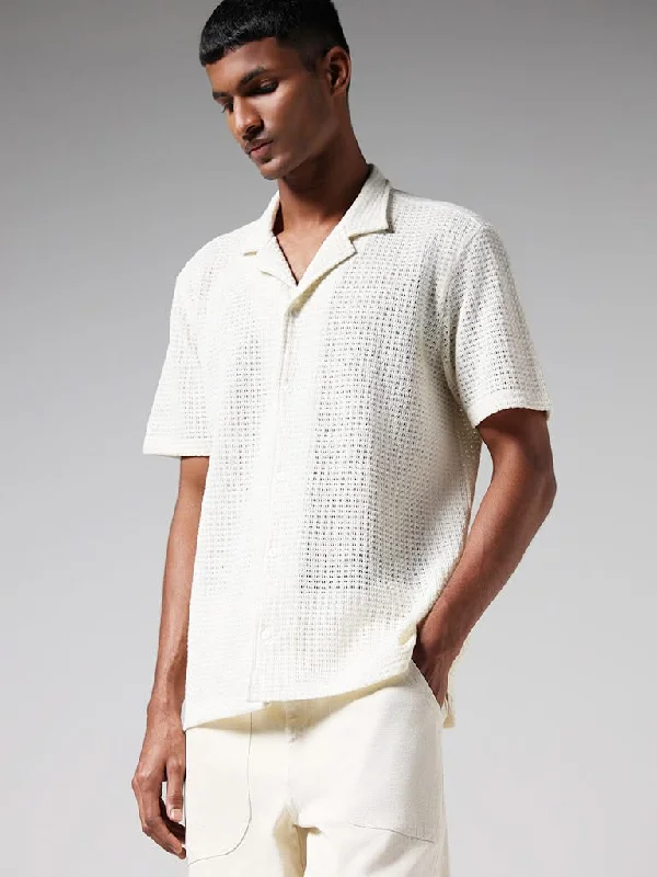 High - Waisted Women Shorts for a Retro and Flattering LookNuon Off-White Relaxed-Fit Knitted Shirt