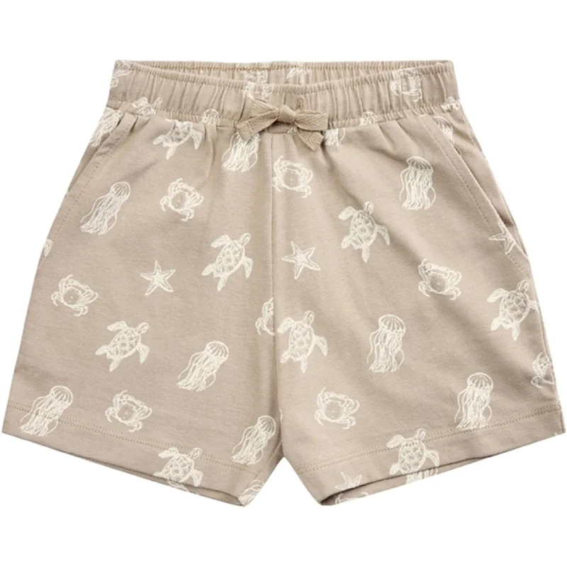 Leather Look Women Shorts for an Edgy and Chic StyleSofie Schnoor Shorts Dark Sand