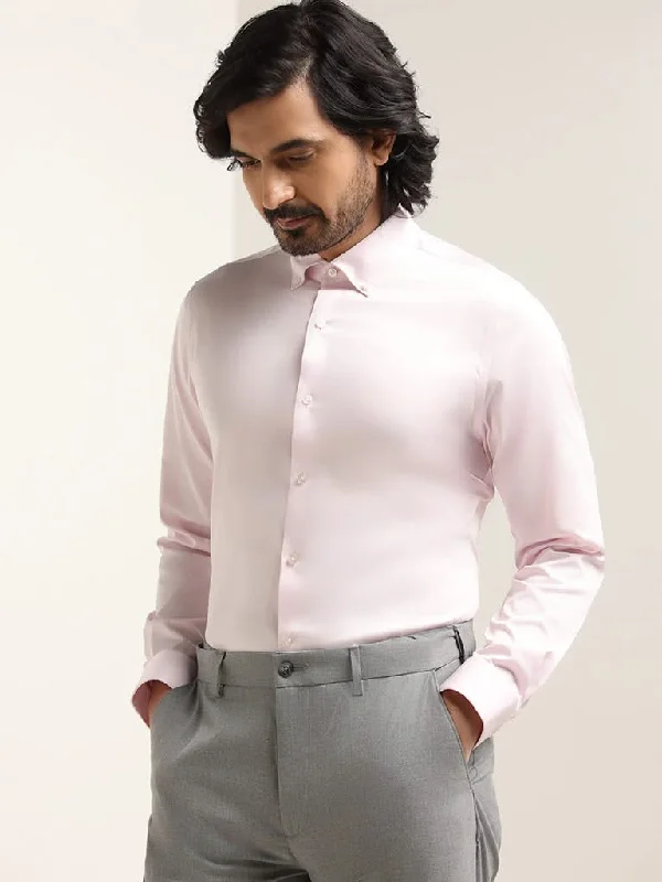 Cuffed Women Shorts for a Laid - Back and Trendy LookWES Formals Light Pink Slim-Fit Shirt