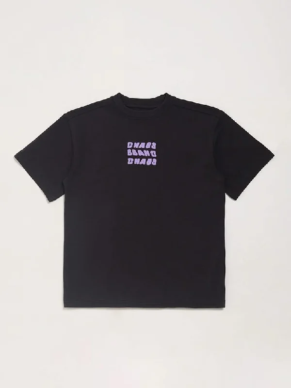 Twill Women Shorts with a Smooth Texture and DurabilityY&F Kids Black Contrast Printed T-Shirt